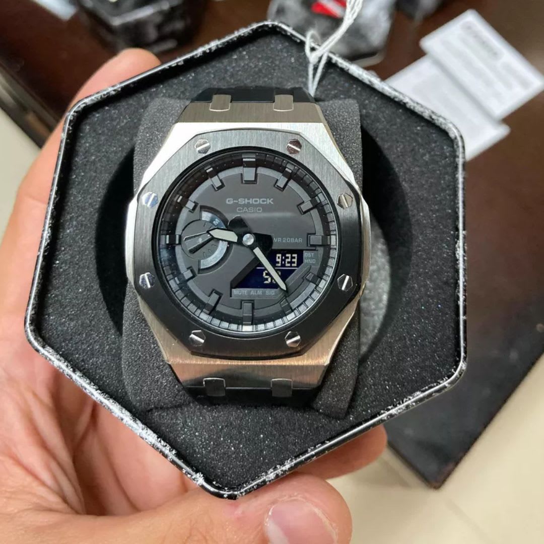 RELOJ 2100